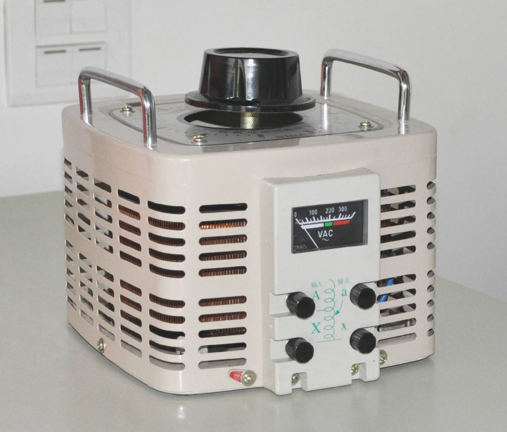 TDGC2-2KVA  220V/0-250V单相接触式交流调压器
