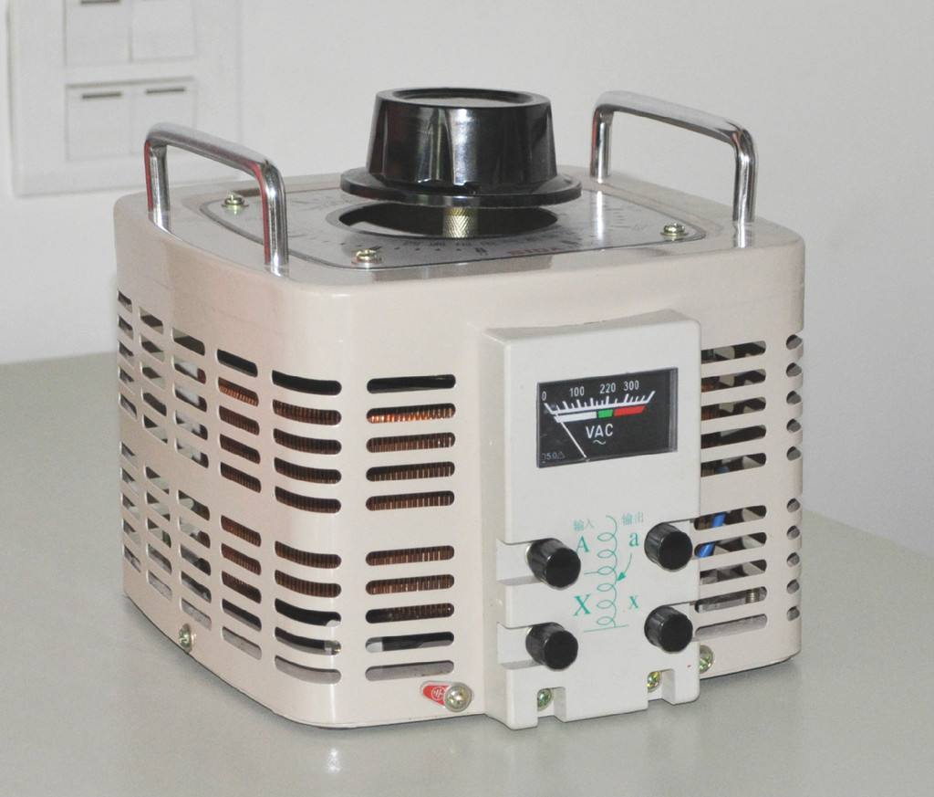 TDGC2-2KVA  220V/0-250V单相接触式交流调压器